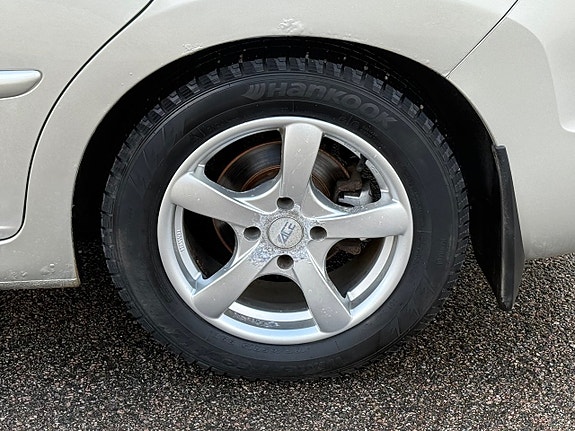Peugeot 207 SW 7 of 18