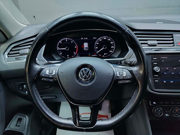Volkswagen Tiguan Allspace 11 of 21