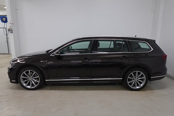 Volkswagen Passat 3 of 5