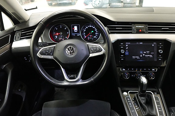 Volkswagen Passat 8 of 18