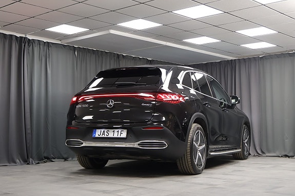 Mercedes-Benz EQE SUV 2 of 5