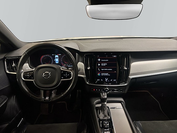 Volvo S90 8 of 18
