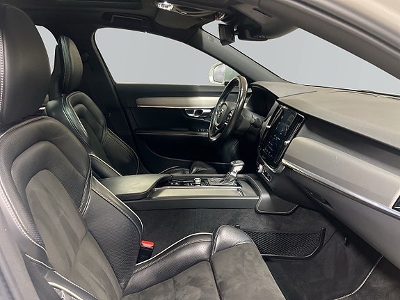 Volvo S90 16 of 18
