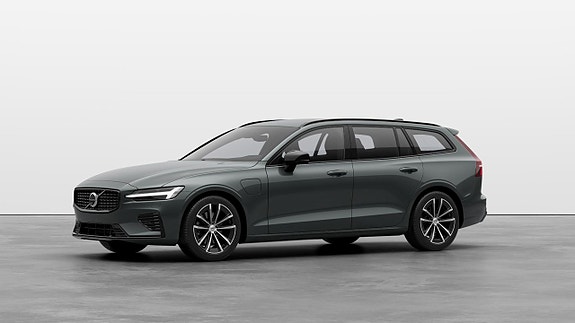 Volvo V60 2 of 5