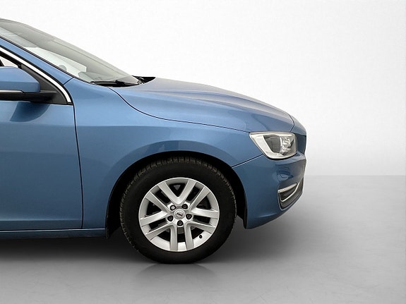 Volvo V60 27 of 29