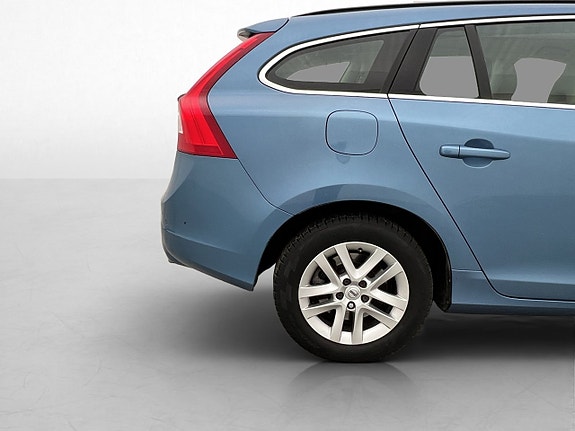 Volvo V60 26 of 29