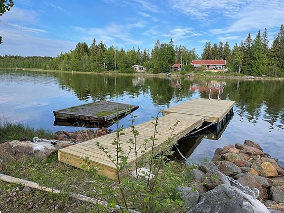 Brygga HF 5+5 (10 m med landgång) levereras till hela landet