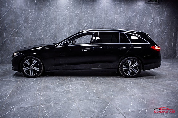 Mercedes-Benz C220 d 4 of 5