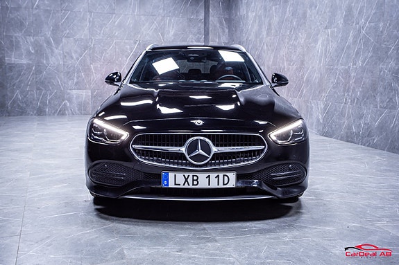 Mercedes-Benz C220 d 2 of 27