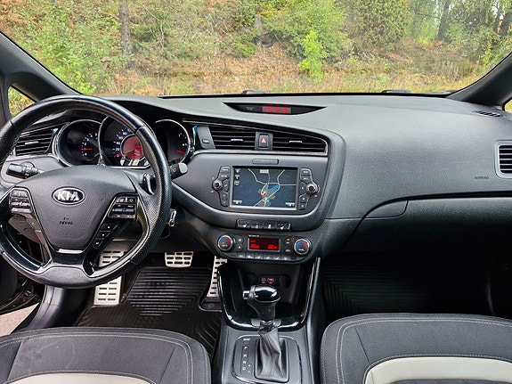 Kia Ceed 7 of 8