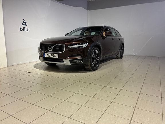 Volvo V90 Cross Country