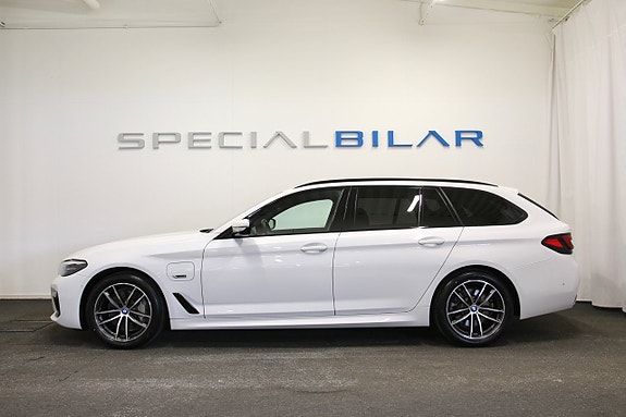 BMW 530e 3 of 23