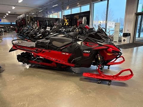 Lynx BRUTAL RE 900 ACE Turbo R VIP Display MOMSAD 2 of 4