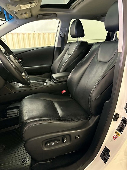 Lexus RX450h 8 of 22