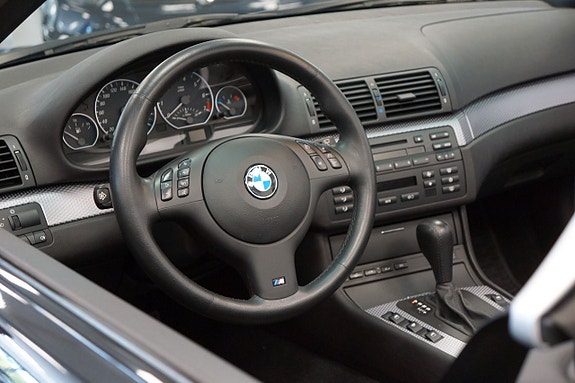 BMW 330Ci 4 of 5