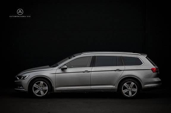 Volkswagen Passat 20 of 24