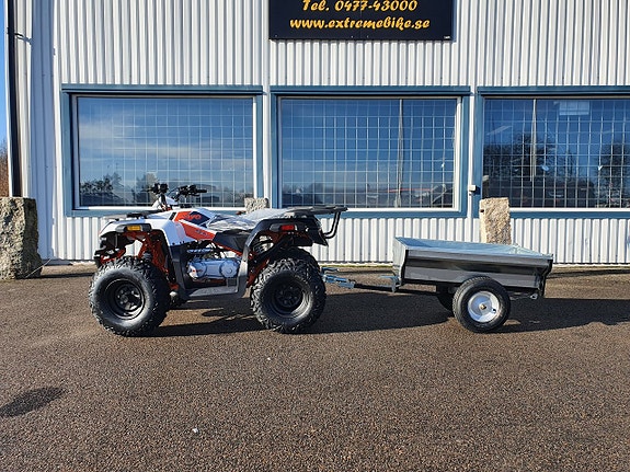 Kayo AU 180 med minivagn