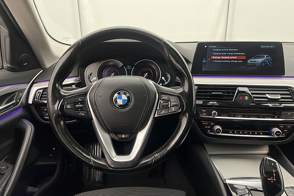 BMW 530e 13 of 30