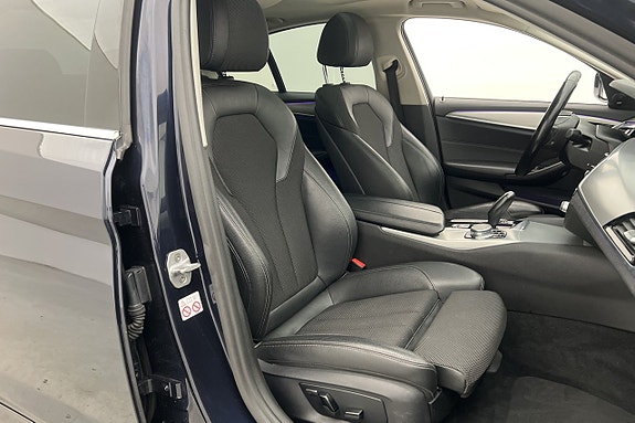 BMW 530e 29 of 30