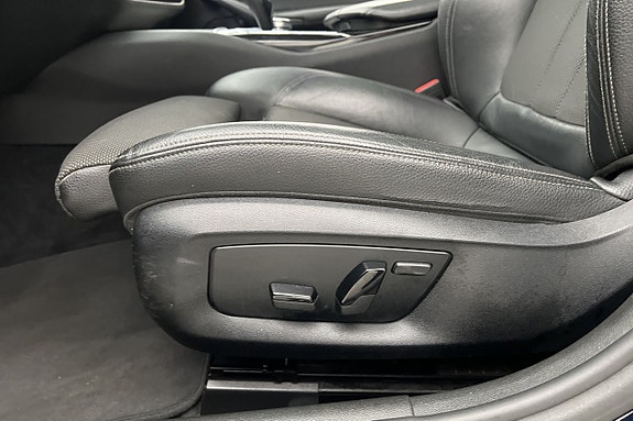BMW 530e 28 of 30