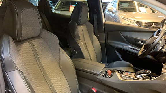 Peugeot 3008 12 of 14