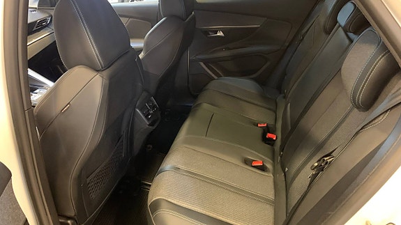 Peugeot 3008 6 of 14