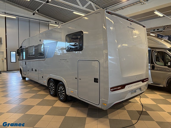 Adria Supersonic 890 LC - Mercedes Benz CDI 170 4 of 21