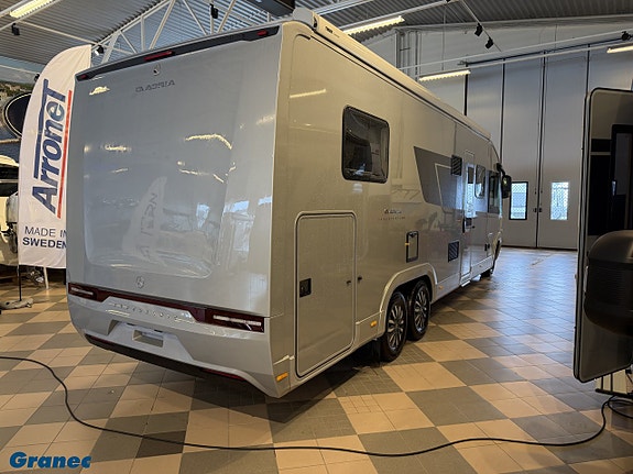 Adria Supersonic 890 LC - Mercedes Benz CDI 170 5 of 21