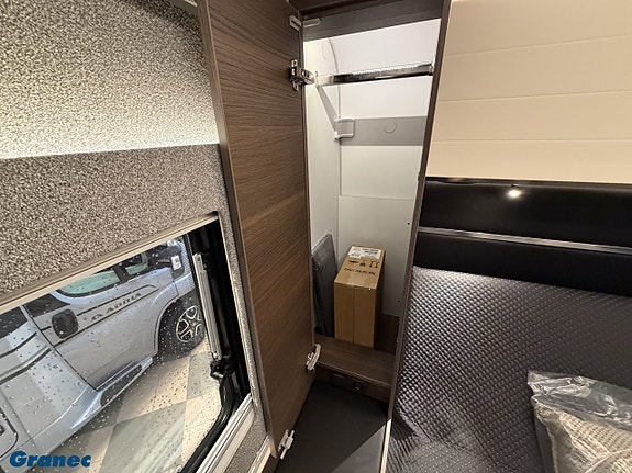 Adria Supersonic 890 LC - Mercedes Benz CDI 170 20 of 21