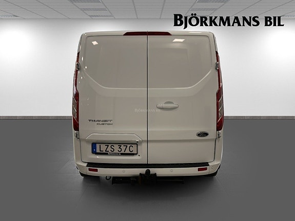 Ford Transit Custom 21 of 27