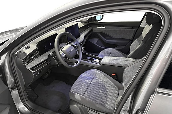 Skoda Superb 9 of 17
