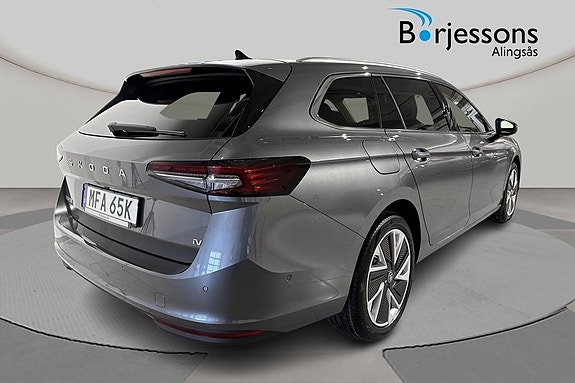 Skoda Superb 6 of 17