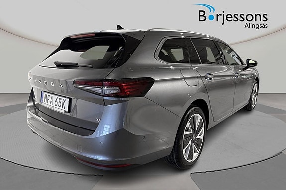 Skoda Superb 5 of 5