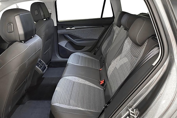 Skoda Superb 14 of 17