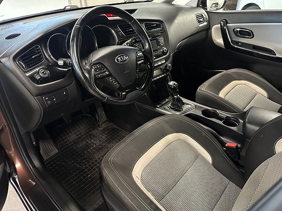Kia Ceed 9 of 14