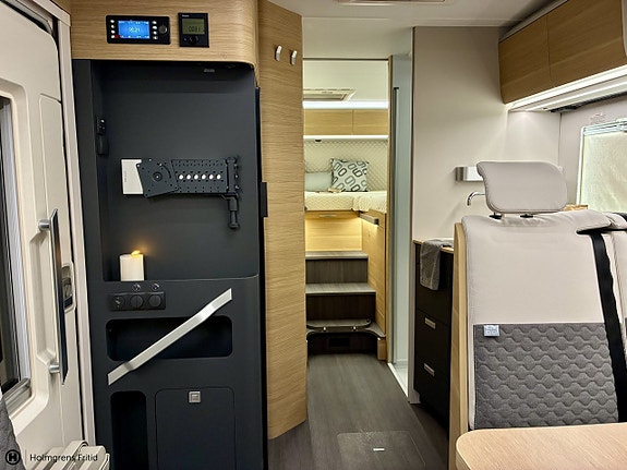 Adria Matrix 670 SL 60y 8 of 16