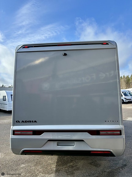 Adria Matrix 670 SL 60y 3 of 16