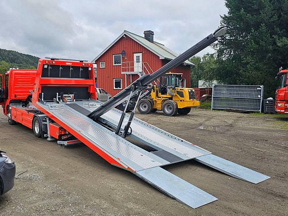 Bärgningsbil Isoli Slide 4 på Volvo FL 16