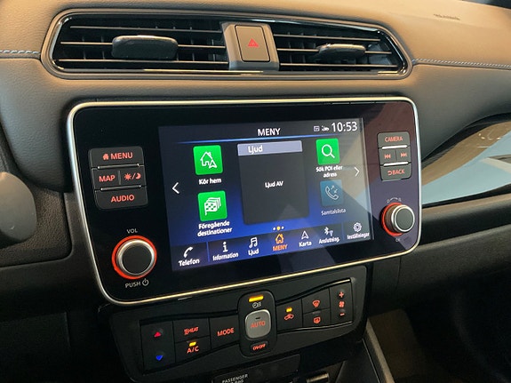 Nissan Leaf 9 of 11