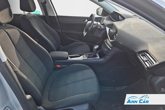 Peugeot 308 6 of 9