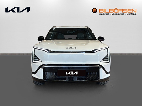 Kia EV5 2 of 5