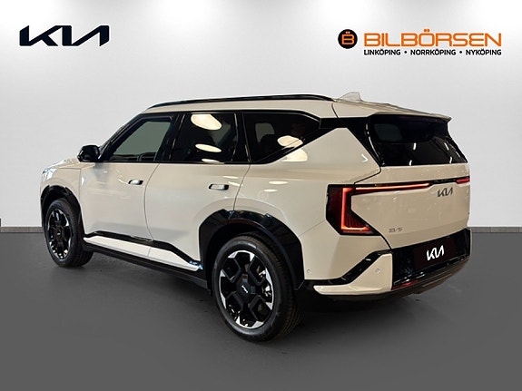 Kia EV5 6 of 17