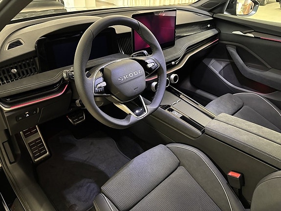Skoda Superb 5 of 5