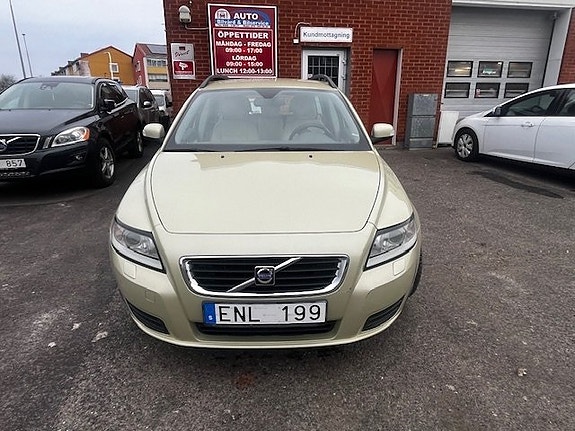 Volvo V50 5 of 5
