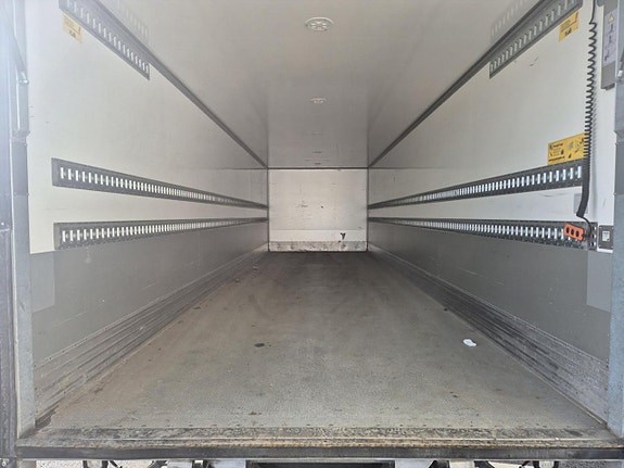 Scania P280 B6x2*4NB 9 of 12