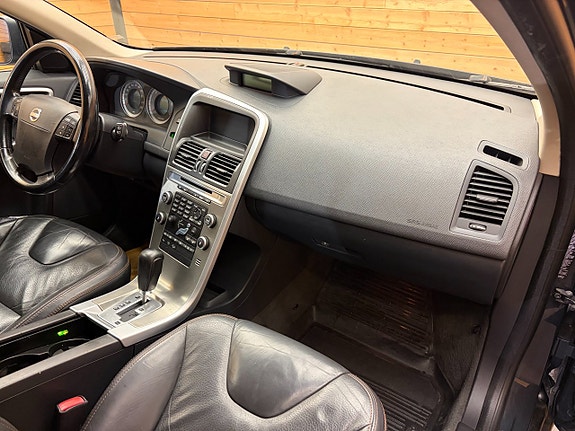 Volvo XC60 21 of 22
