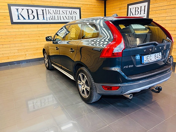 Volvo XC60 4 of 22
