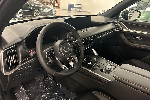Mazda CX-60 8 of 11