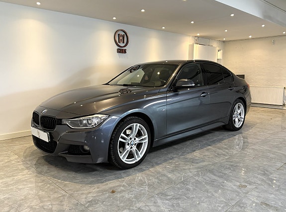 BMW 320 2 of 5