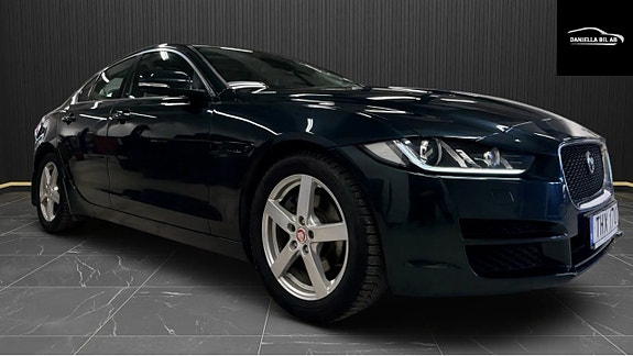Jaguar XE